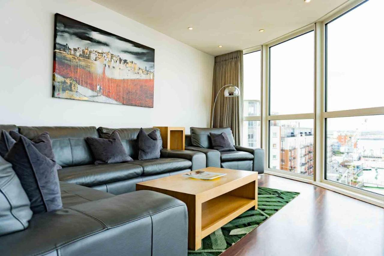 Gunwharf Quays Apartments Portsmouth Exteriér fotografie